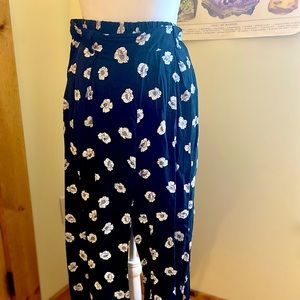 BeBop floral fabric pants